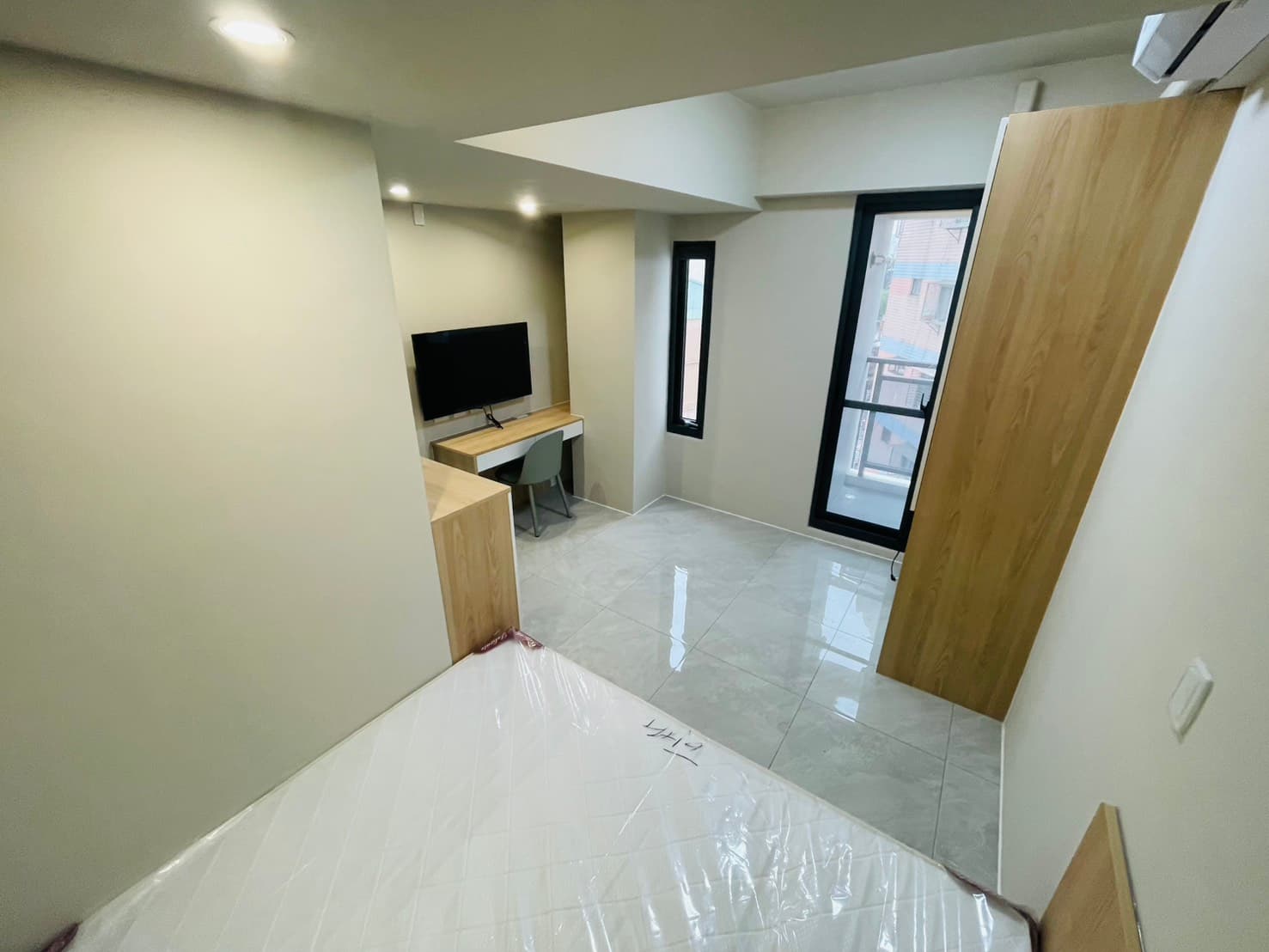【北區租補首選🏠】全新完工電梯套房|陽台獨洗|水網全包